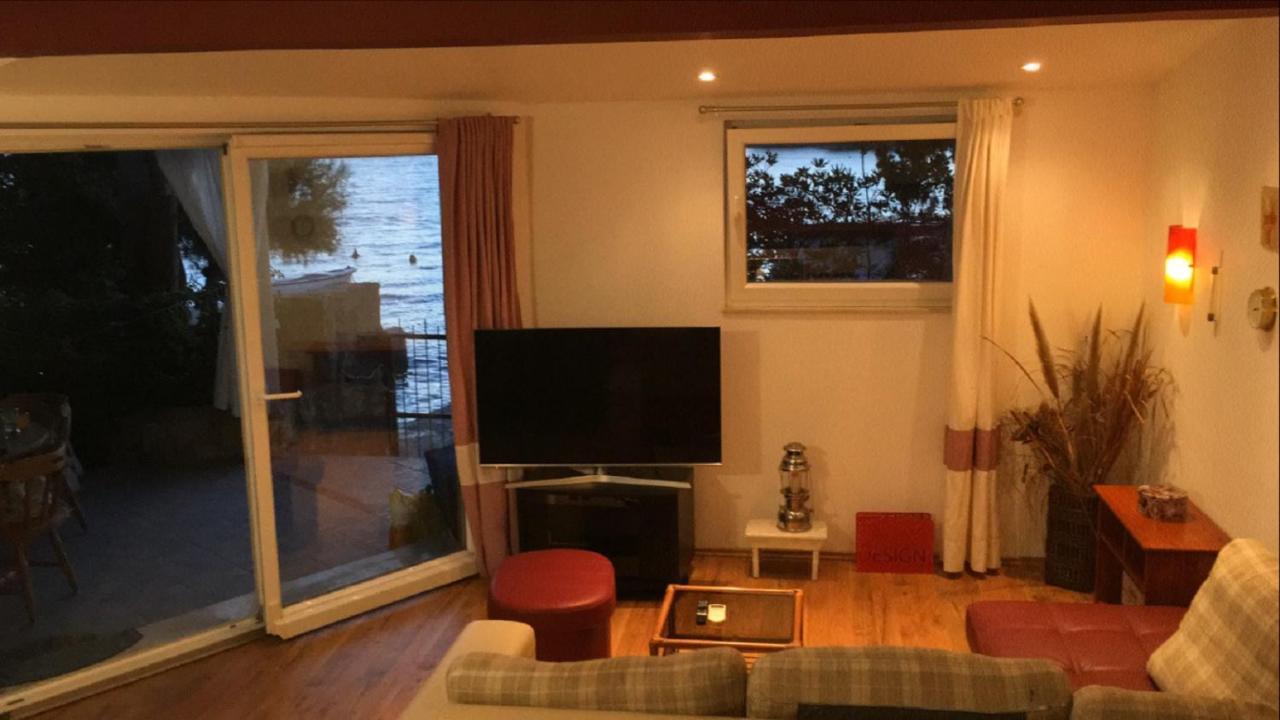 Apartment Jakov With Boat Mooring Zaboric Exterior photo