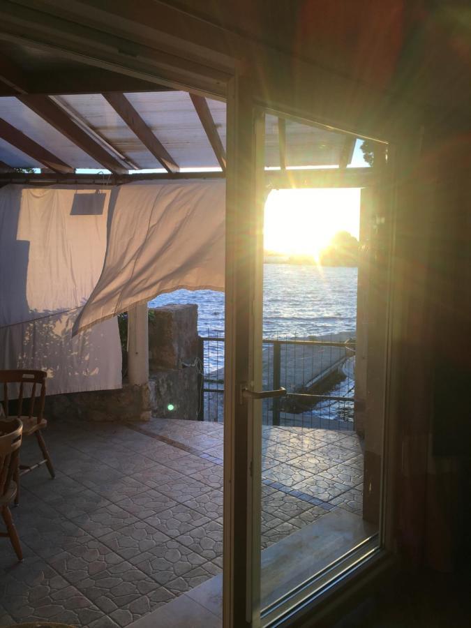 Apartment Jakov With Boat Mooring Zaboric Exterior photo
