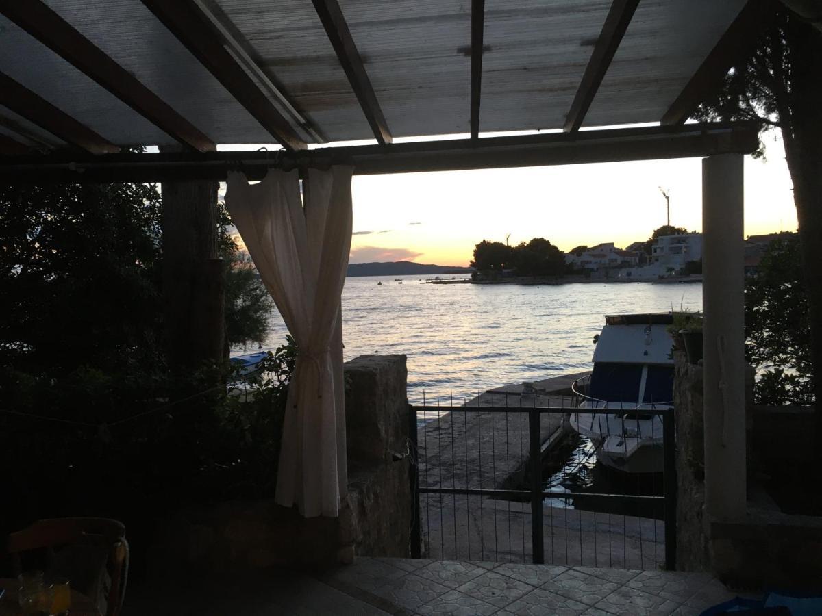 Apartment Jakov With Boat Mooring Zaboric Exterior photo